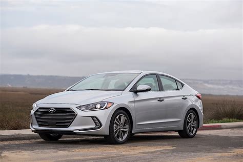 16 Hyundai Elantra