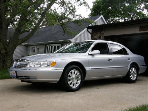 2001 Lincoln Continental