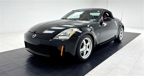 2004 Nissan 350Z Car