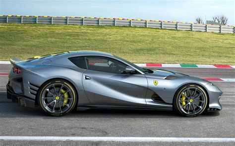 812 Superfast Performante