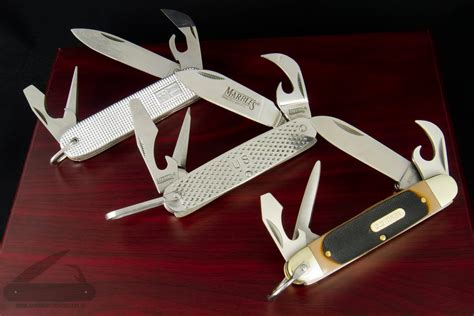 Dealer Demo Knives