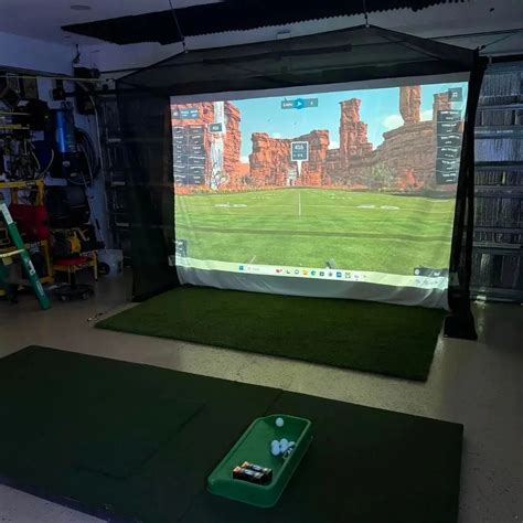 G Room Screen