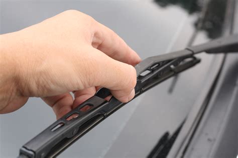How To Change Wiper Blades Peugeot 3008