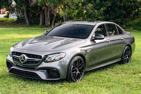 Mercedes Brubs E63