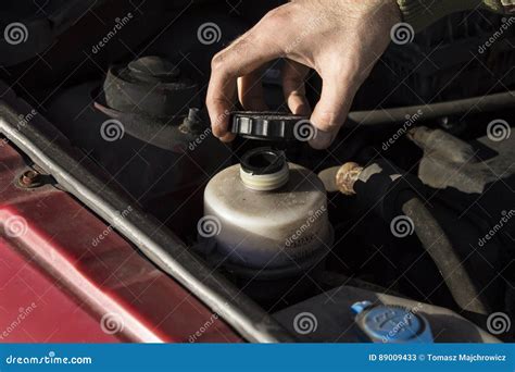 Power Steering Fluid: The Complete Guide For Car Owners