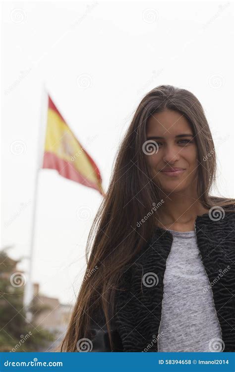 Pretty Girl In Spanish