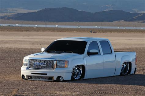 Slammed Trucks
