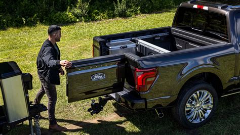 Tailgate Truck