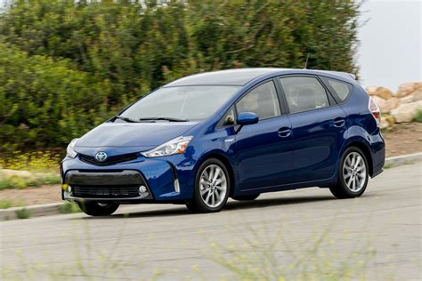 Toyota Prius V