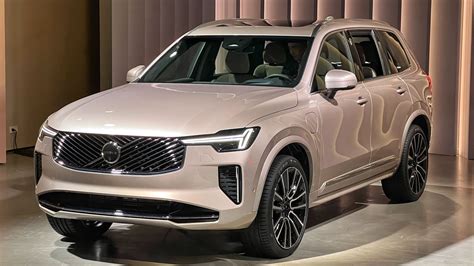 Volvo 3 Row Suv