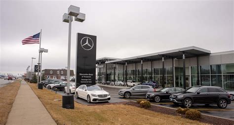 Westmont Mercedes Benz Dealer