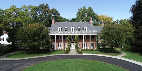 Wildwood Manor House