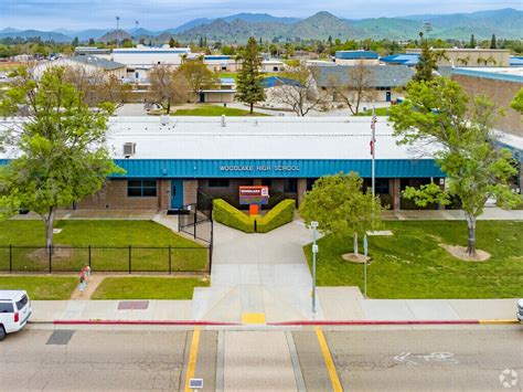 Woodlake High School