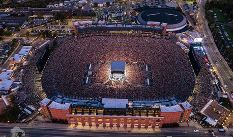 Zach Bryan Michigan Stadium